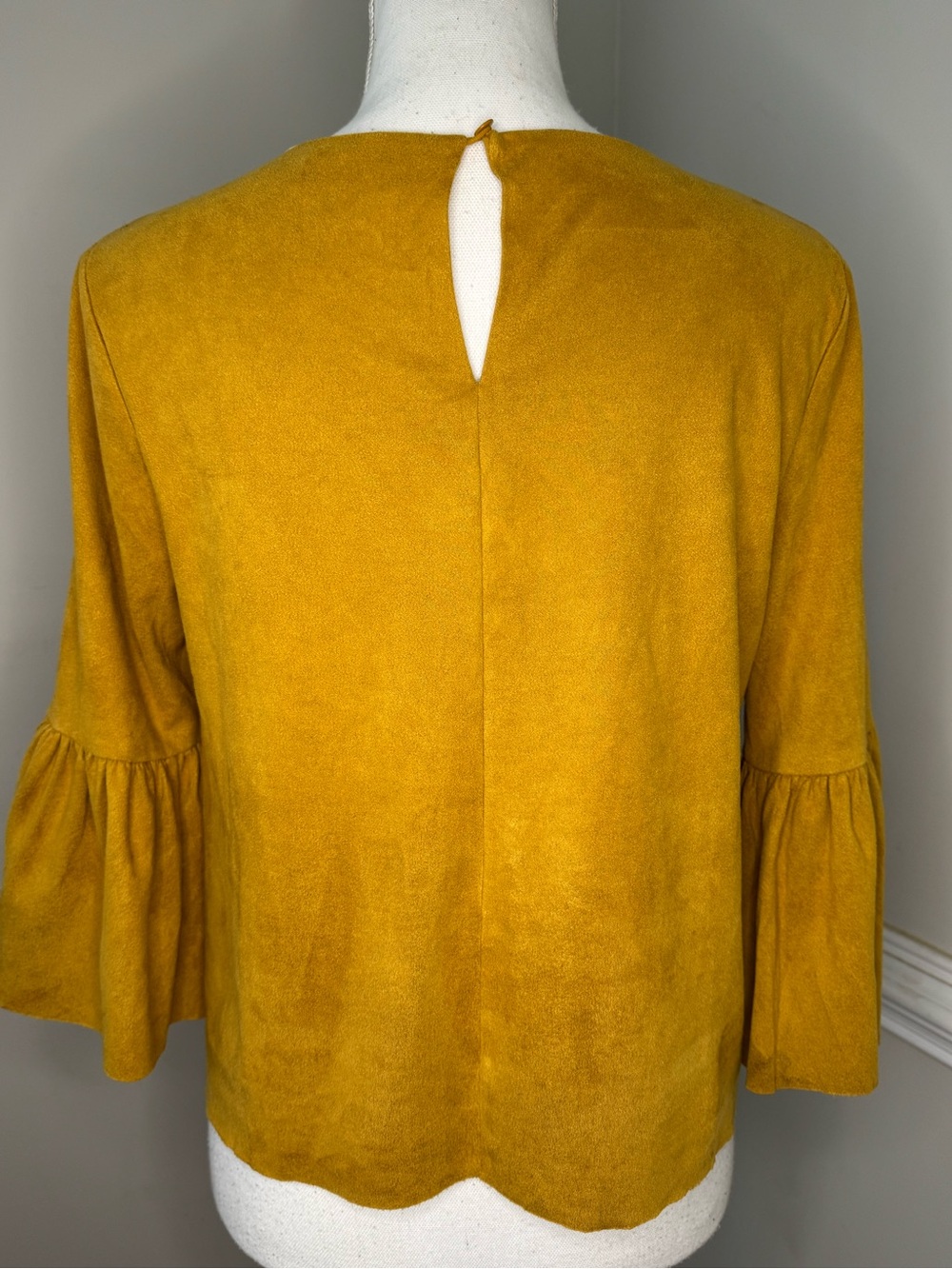 Altar'd State Mustard Bell-Sleeve Lined Suede Top Size S New without tags - Picture 2 of 7